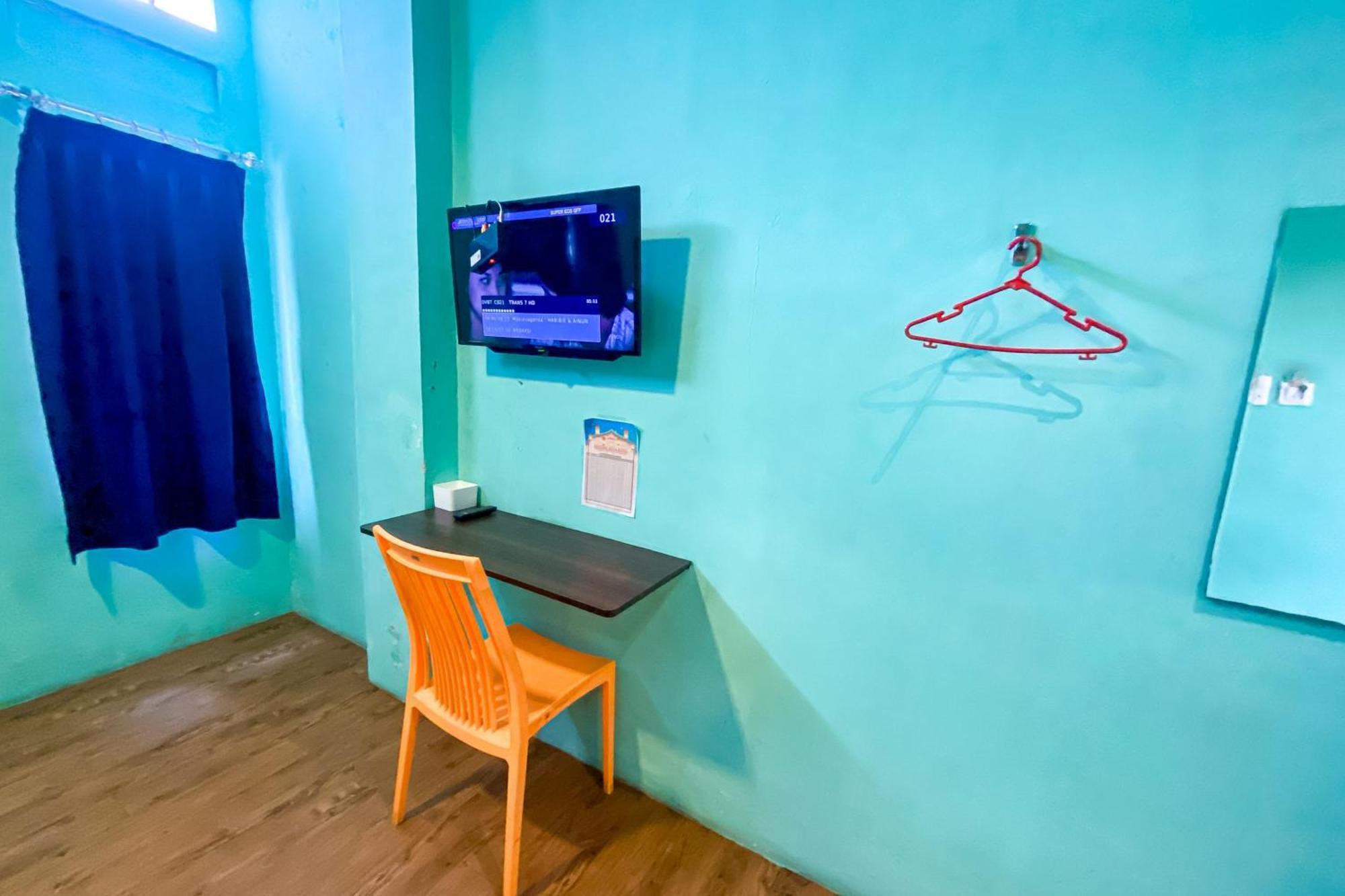 Hotel Reddoorz At Sentosa Jaya Helvetia Medan Zewnętrze zdjęcie