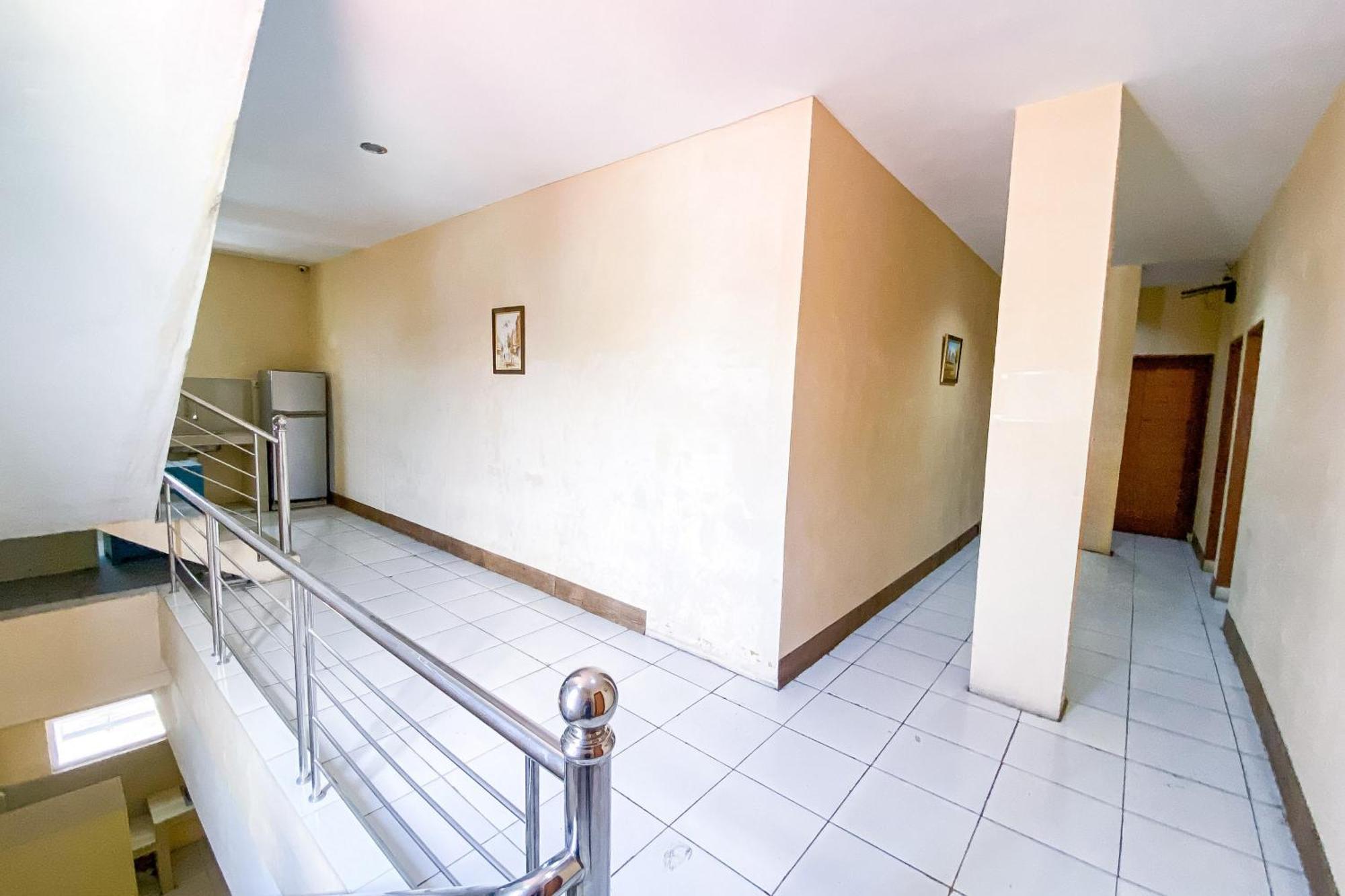 Hotel Reddoorz At Sentosa Jaya Helvetia Medan Zewnętrze zdjęcie