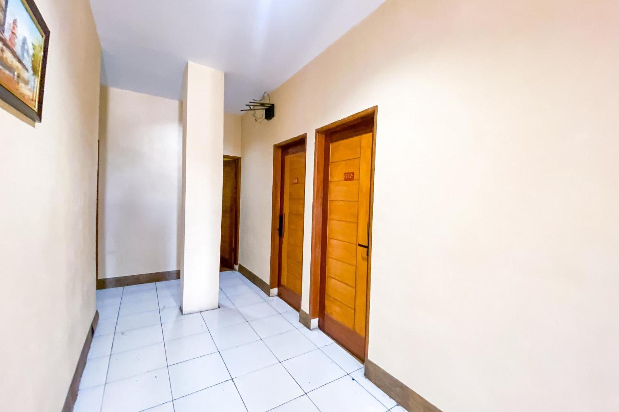 Hotel Reddoorz At Sentosa Jaya Helvetia Medan Zewnętrze zdjęcie